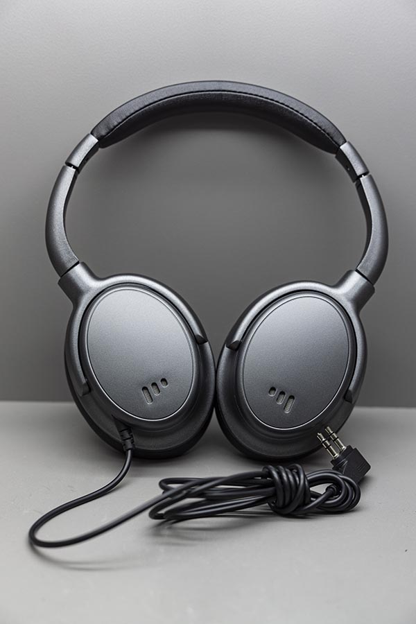 https://www.wellypaudio.com/custom-aviation-headphones/