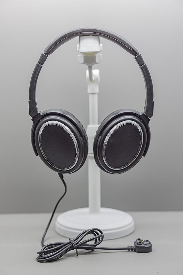 https://www.wellypaudio.com/custom-aviation-headphones/